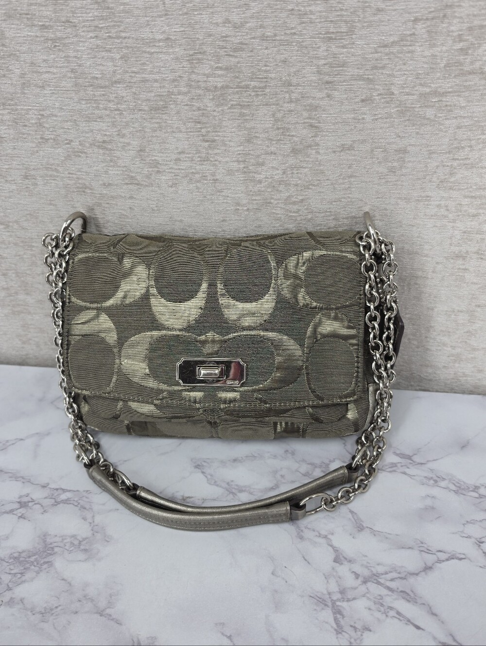 Coach Signature Canvas Jacquard Shoulder Bag in Metallic Pewter Chain Straps - Picture 4 of 16